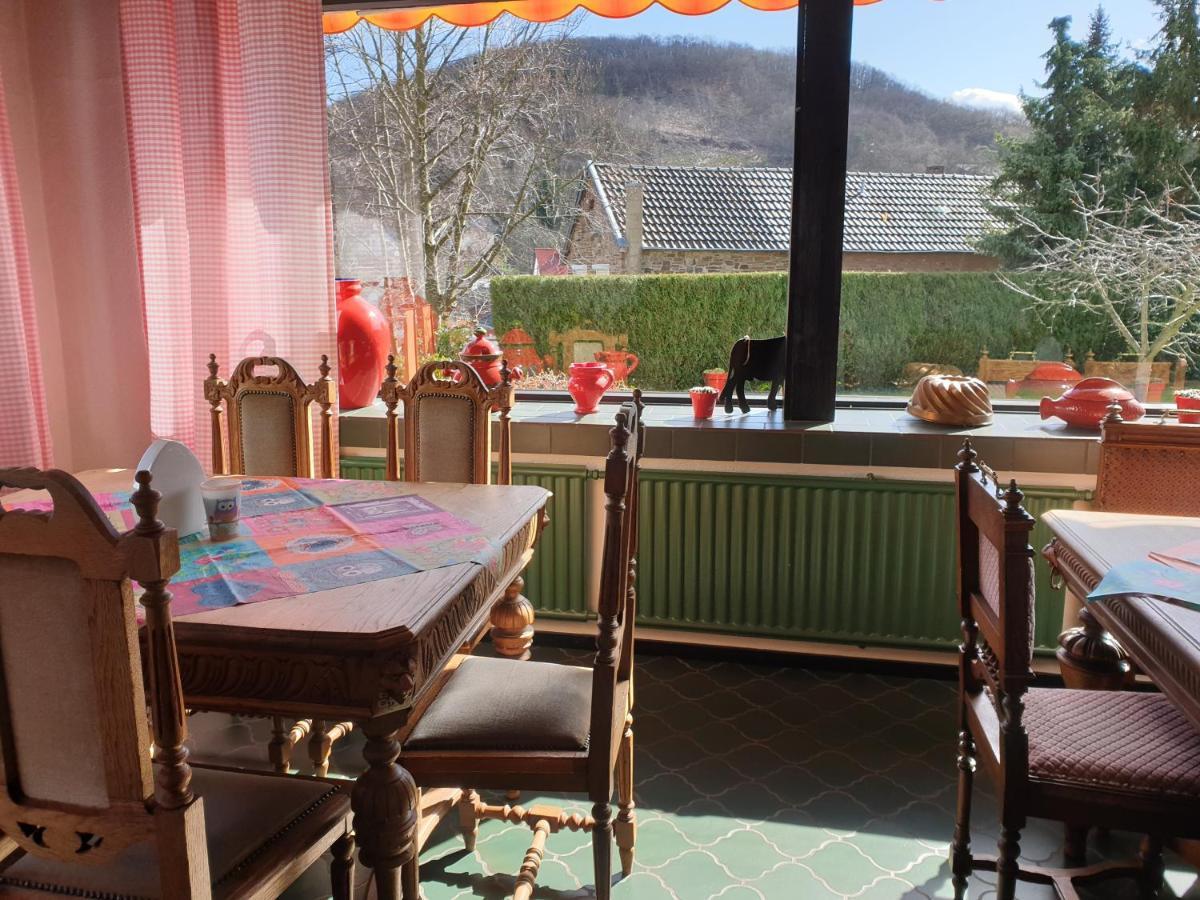 Eifelbluemchen Hotel Heimbach Exterior photo